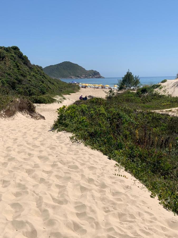 Villa California Praia do Rosa Esterno foto
